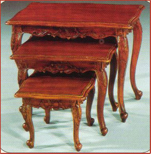 Queen Anne Nest of Mini Table